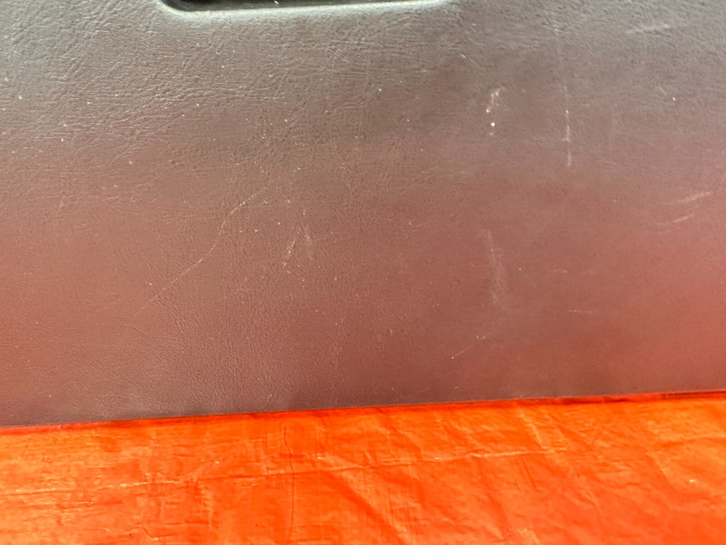 94 01 ACURA INTEGRA 2 & 4 DOOR   GLOVE BOX   BLACK   COLOR   OEM #2743