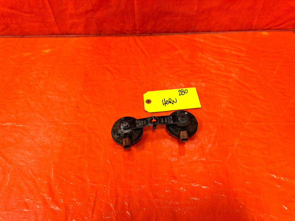 05 06 ACURA RSX   HORN COMBO SET   HORNS HIGH AND LOW   05 06 MODEL   OEM OE 2803