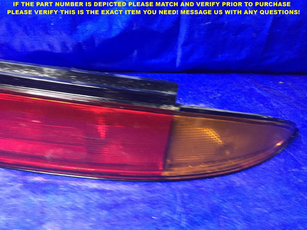 OEM 1993 1994 INFINITI J30 PASSENGER RIGHT TAIL LIGHT R RH 93 942