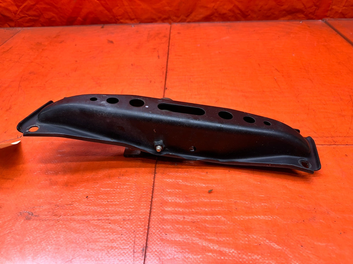 03-08 NISSAN 350Z 3.5L 6 SPEED MANUAL TRANSMISSION LOWER BRACKET OEM #3468
