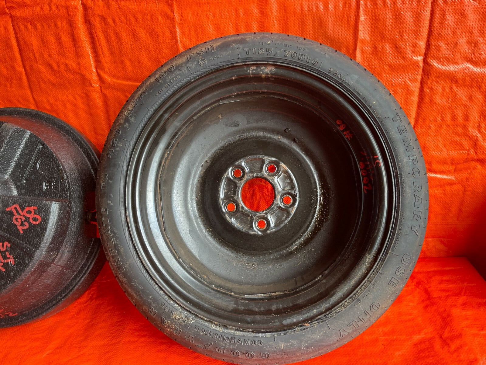 06 11 HONDA CIVIC SI SPARE TIRE W/ SPARE TIRE TOOL KIT & FOAM 100% COMPLETE OEM10