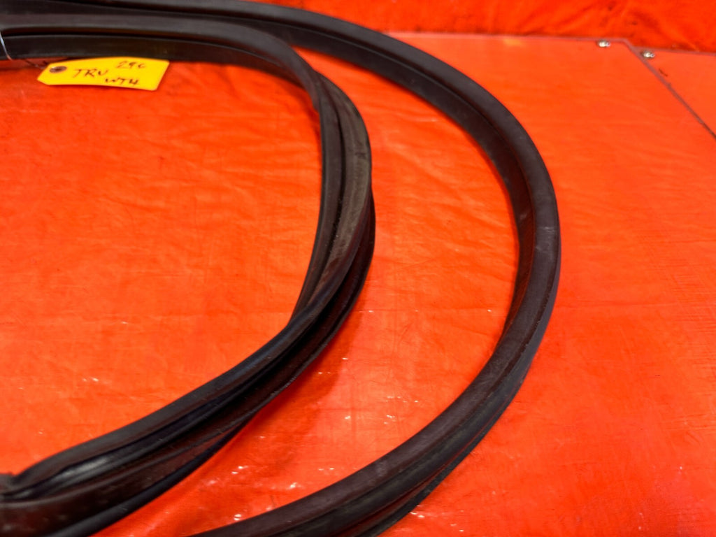 14 20 INFINITI Q50   REAR TRUNK WEATHER STRIP GASKET SEAL   OEM #2962