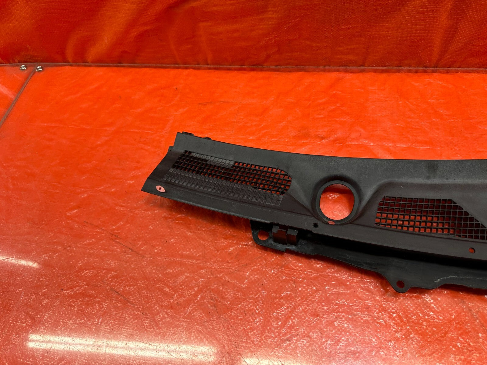 08 15 INFINITI G37 & Q60   2D COUPE   WIPER COWL TRIM   LEFT SIDE   OEM #1887