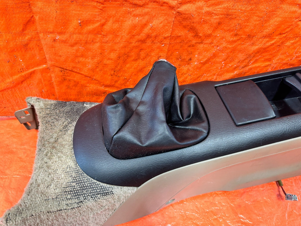 97 01 HONDA PRELUDE   ARM REST / CENTER CONSOLE STORAGE COMPARTMENT TAN OEM 3235