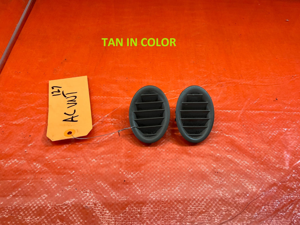 96 00 HONDA CIVIC   DASHBOARD AC VENT   LEFT AND RIGHT VENTS   TAN BROWN OEM 1270