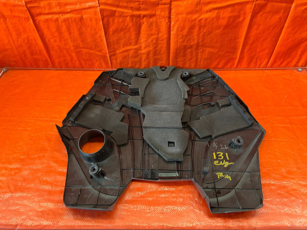 16 18 Q50 / 17 18 Q60   ENGINE MOTOR VALVE COVER PLASTIC TRIM SHROUD   OEM #1318