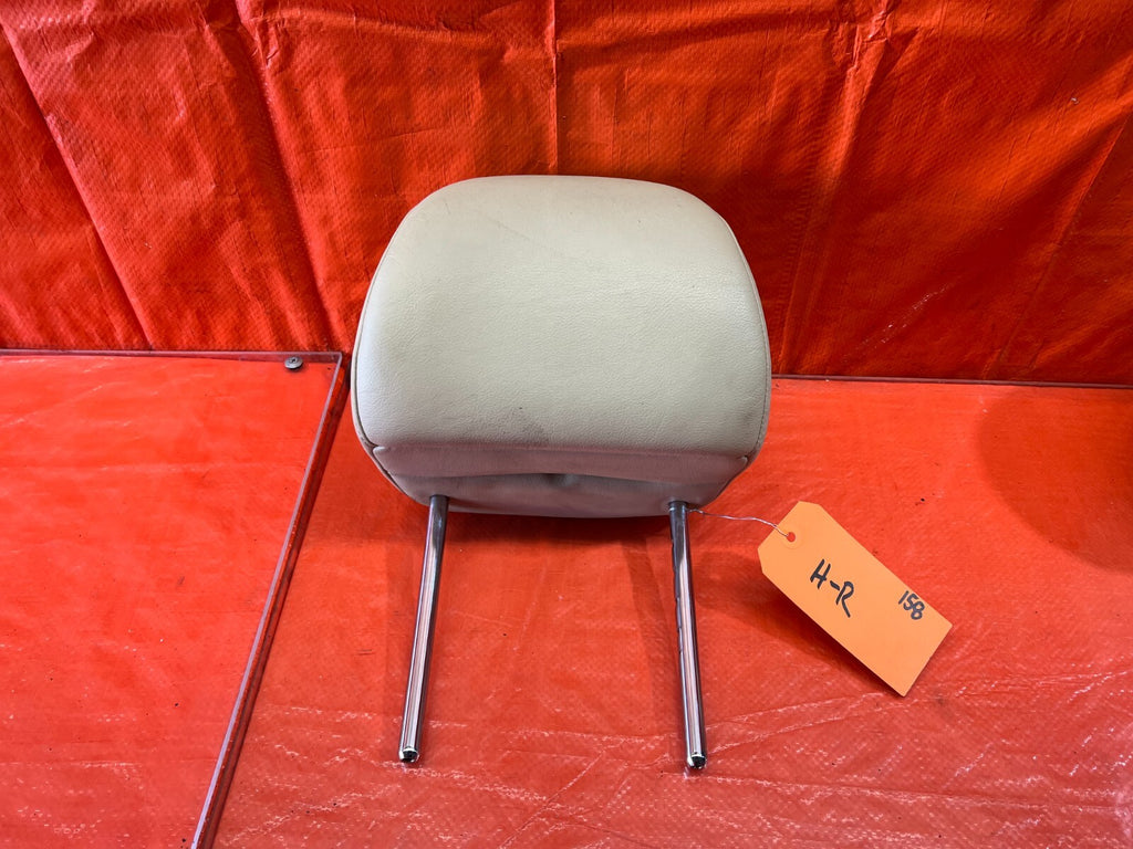 09 10 ACURA TSX   FRONT SEAT HEAD REST LEFT OR RIGHT   IVORY COLOR   OEM #158 10