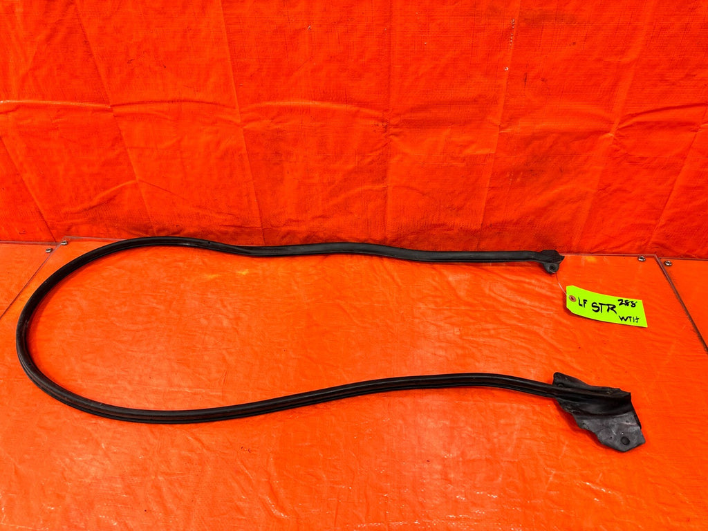 02 10 LEXUS SC430   DRIVER LEFT FRONT   DOOR WEATHER STRIP   OEM FACTORY OE #2880