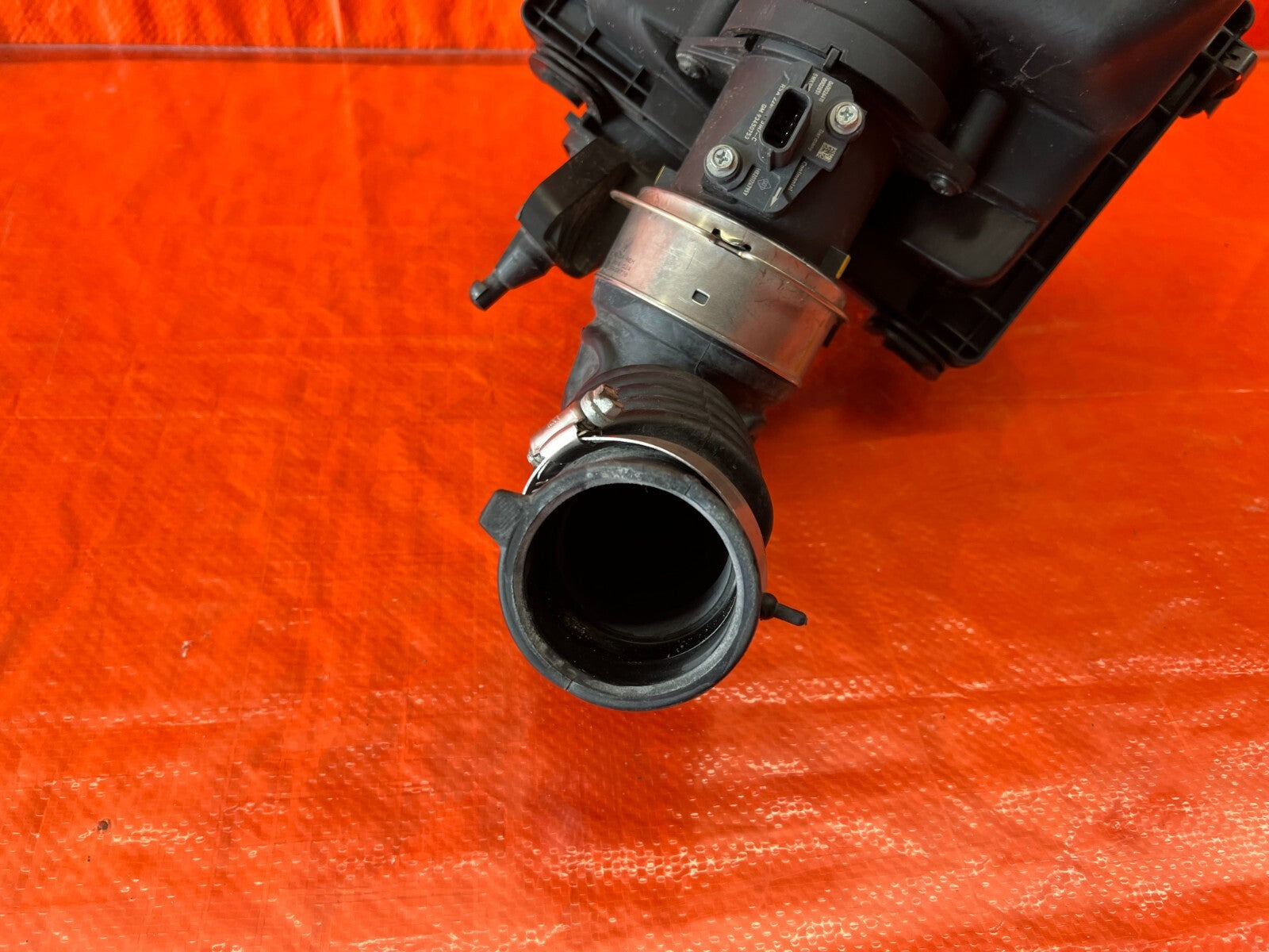 16 20 INFINITI Q50 Q60 3.0L COMPLETE AIR INTAKE HOUSING W/ INLET DUCT ARM LEFT 4