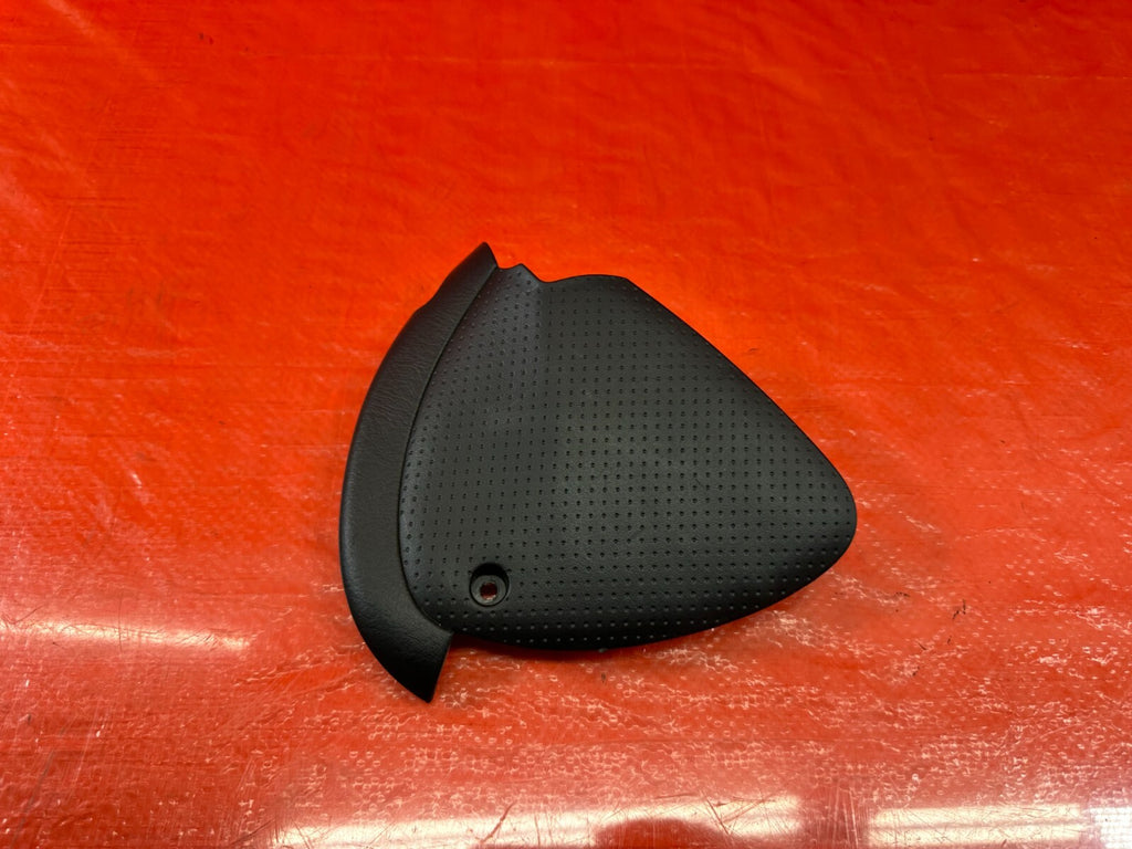 00 09 HONDA S2000   LEFT LOWER KNEE TRIM PLASTIC PANEL   OEM #19812