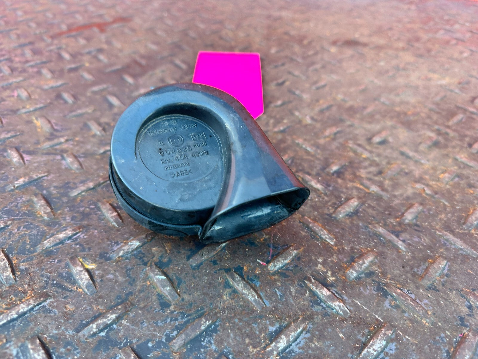 08 15 INFINITI G37 Q60   LOW NOTE HORN   OEM FACTORY OE #2784