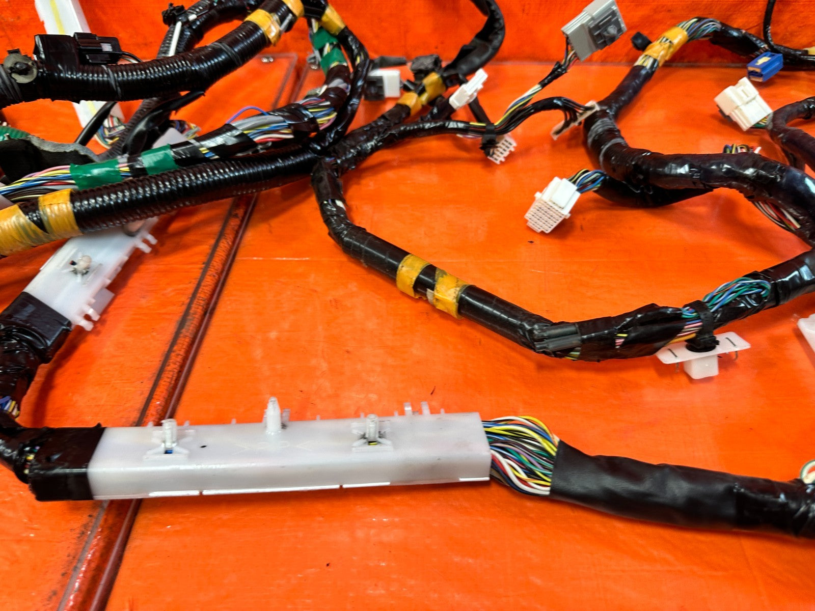 09 11 MAZDA RX8 RX 8   FF61 67 050F   WIRE HARNESS WIRING HARNESS   INTERIOR 3038