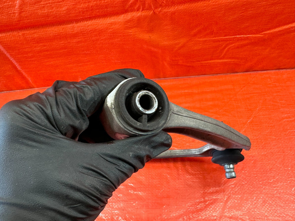 08 15 INFINITI G37 & Q60 2D   RWD ONLY   LEFT FRONT UPPER CONTROL ARM   OEM 1884