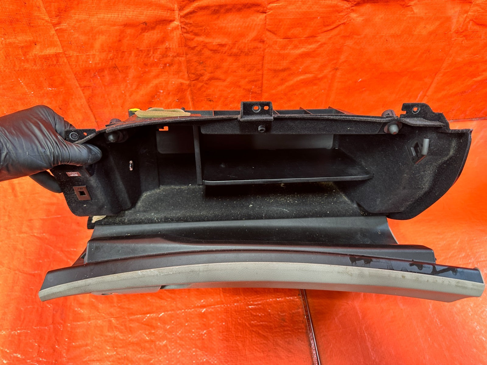 09 14 ACURA TSX   GLOVE BOX ASSEMBLY   GRAY INTERIOR COLOR   OEM FACTORY #3217