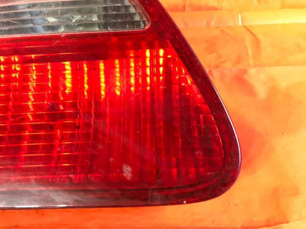 OEM 1999 2000 99 00 HONDA CIVIC SEDAN DRIVER LEFT INNER TRUNK TAIL LIGHT LAMP  1