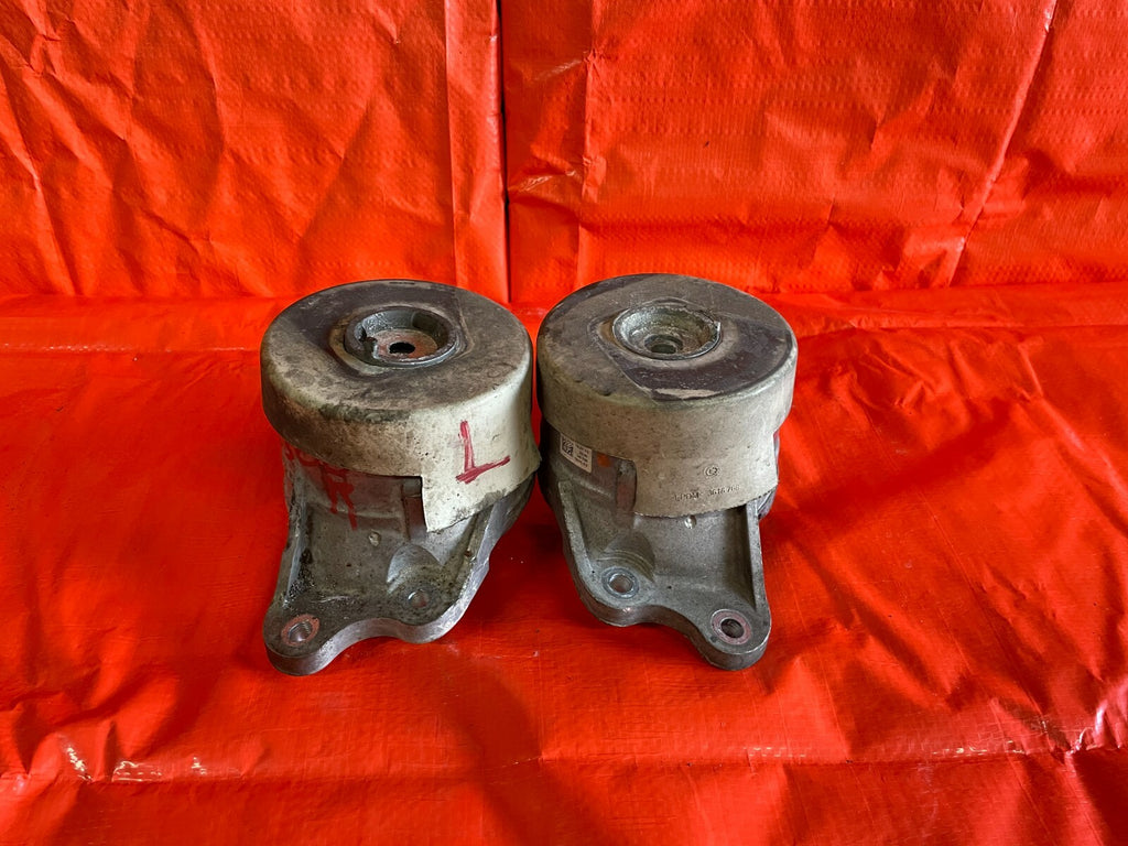 15 17 MERCEDES BENZ C300   AWD   MOTOR MOUNT SET MOUNTS   LEFT RIGHT   OEM OE0