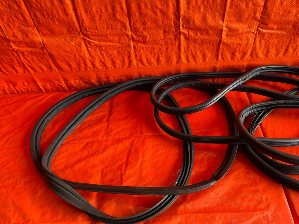 18 21 SUBARU CROSSTREK DOOR & HATCH SEAL SET LEFT RIGHT FRONT REAR SEALS OEM #726
