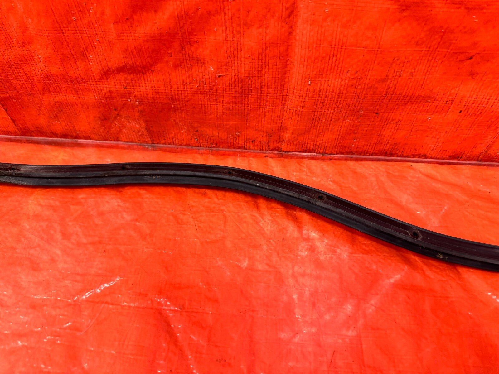 02 10 LEXUS SC430   RIGHT FRONT   DOOR WEATHER STRIP   OEM FACTORY OE #2883