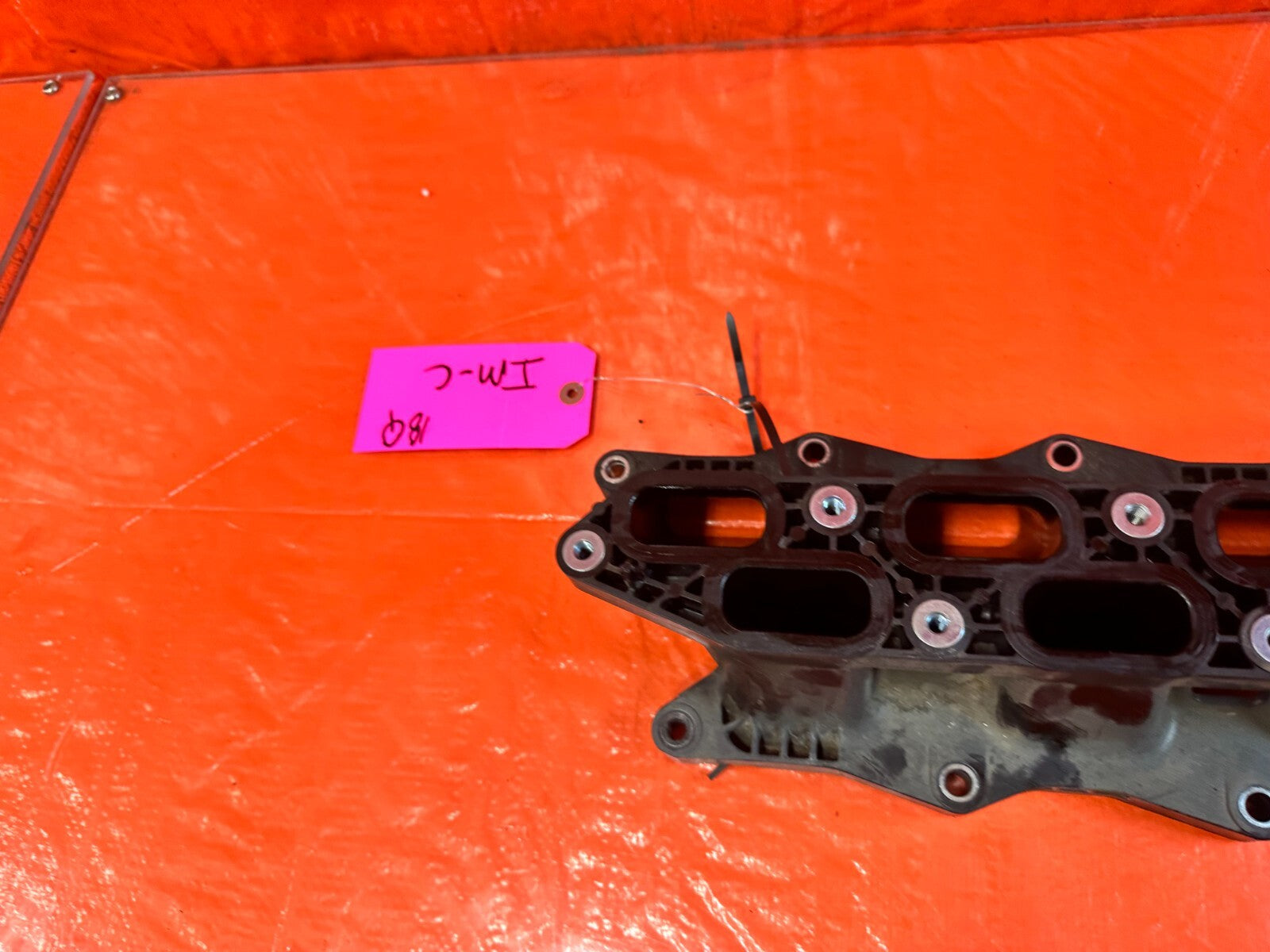 16 20 INFINITI Q50 & Q60   3.0L 300HP VR30DDTT INTAKE MANIFOLD BASE   OEM #18Q7