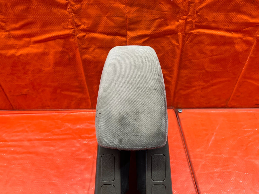 94 01 ACURA INTEGRA   ARM REST / CENTER CONSOLE STORAGE COMPARTMENT TAN OEM #1596