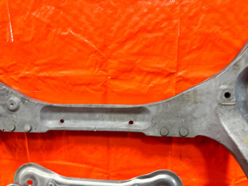 14 20 INFINITI Q50 17 20 Q60   FRONT ALUMINUM SUB FRAME CROSSMEMBER OEM #28913