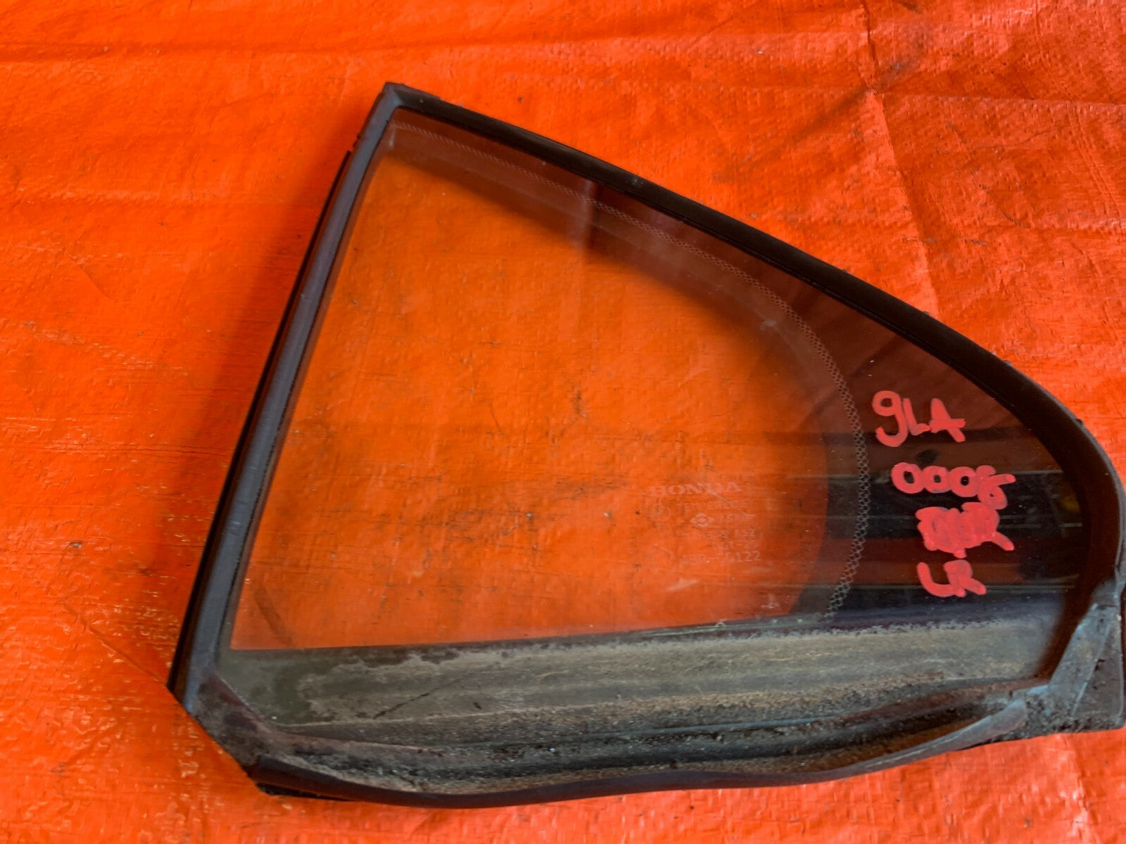 OEM 2004 04 ACURA TSX   DRIVER LEFT REAR QUARTER GLASS 4