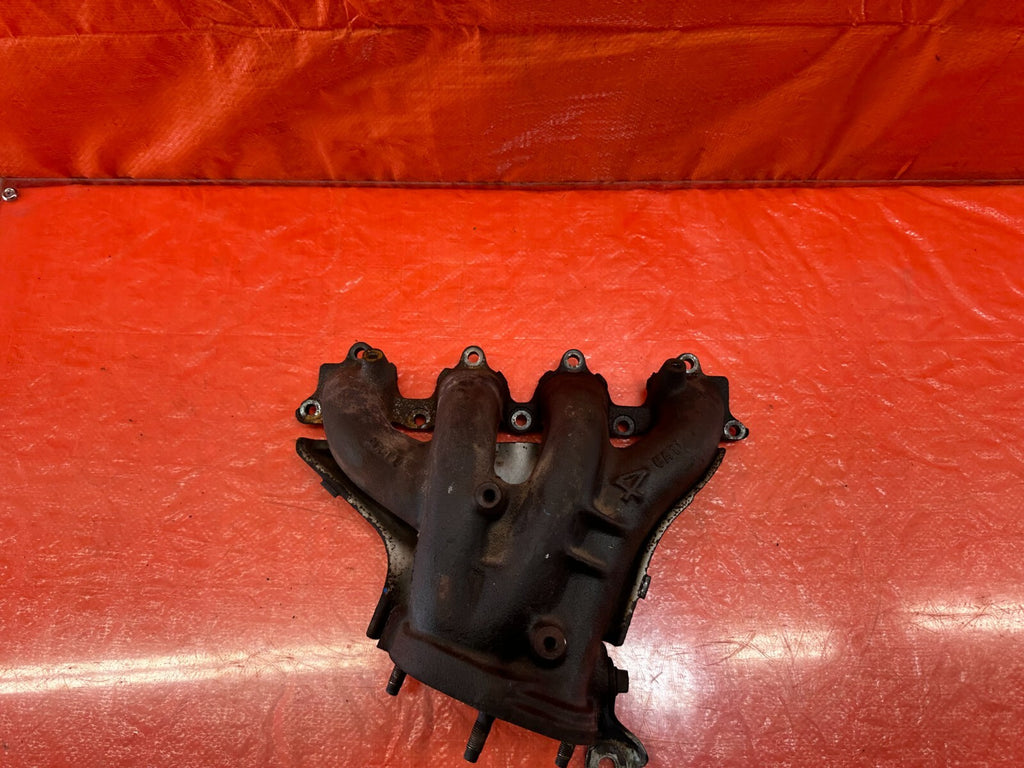 94 01 ACURA INTEGRA B18B1 NON VTEC   EXHAUST MANIFOLD   TOP PORTION ONLY   OEM7