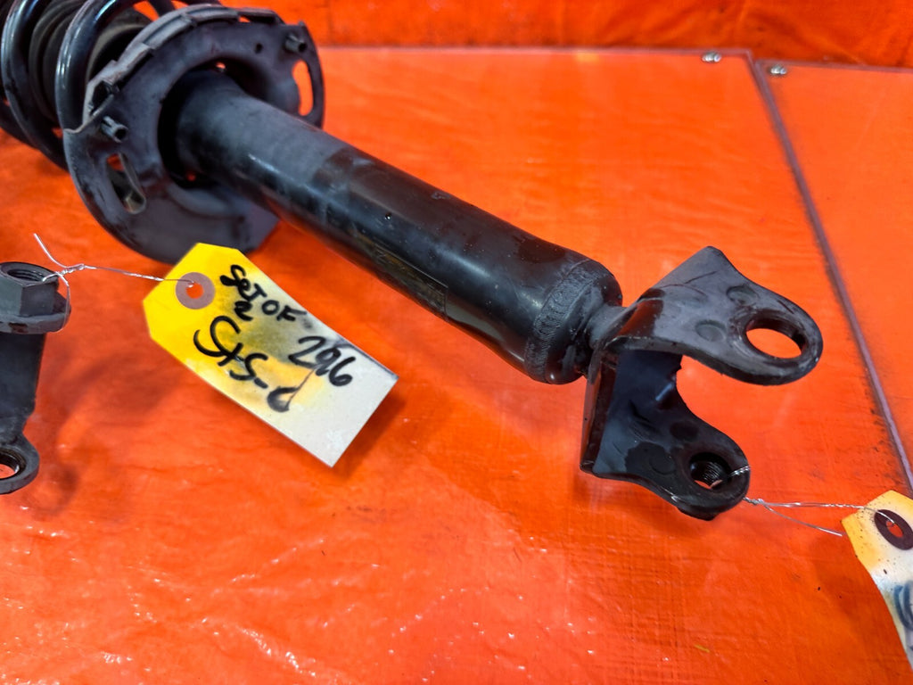 2020 20 INFINITI Q50   NON SPORT MODEL ONLY   LEFT RIGHT REAR SHOCKS   OEM 2962