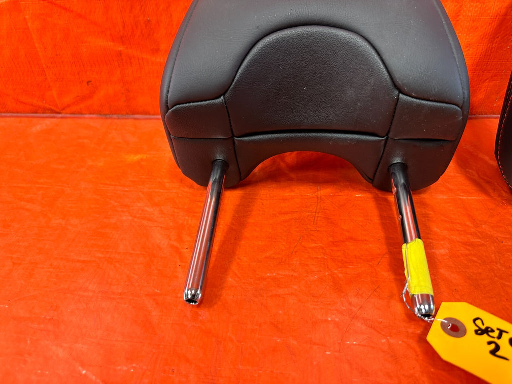 13 20 SUBARU BRZ   FRONT SEAT HEAD REST SET LEFT AND RIGHT  LEATHER   OEM #2922