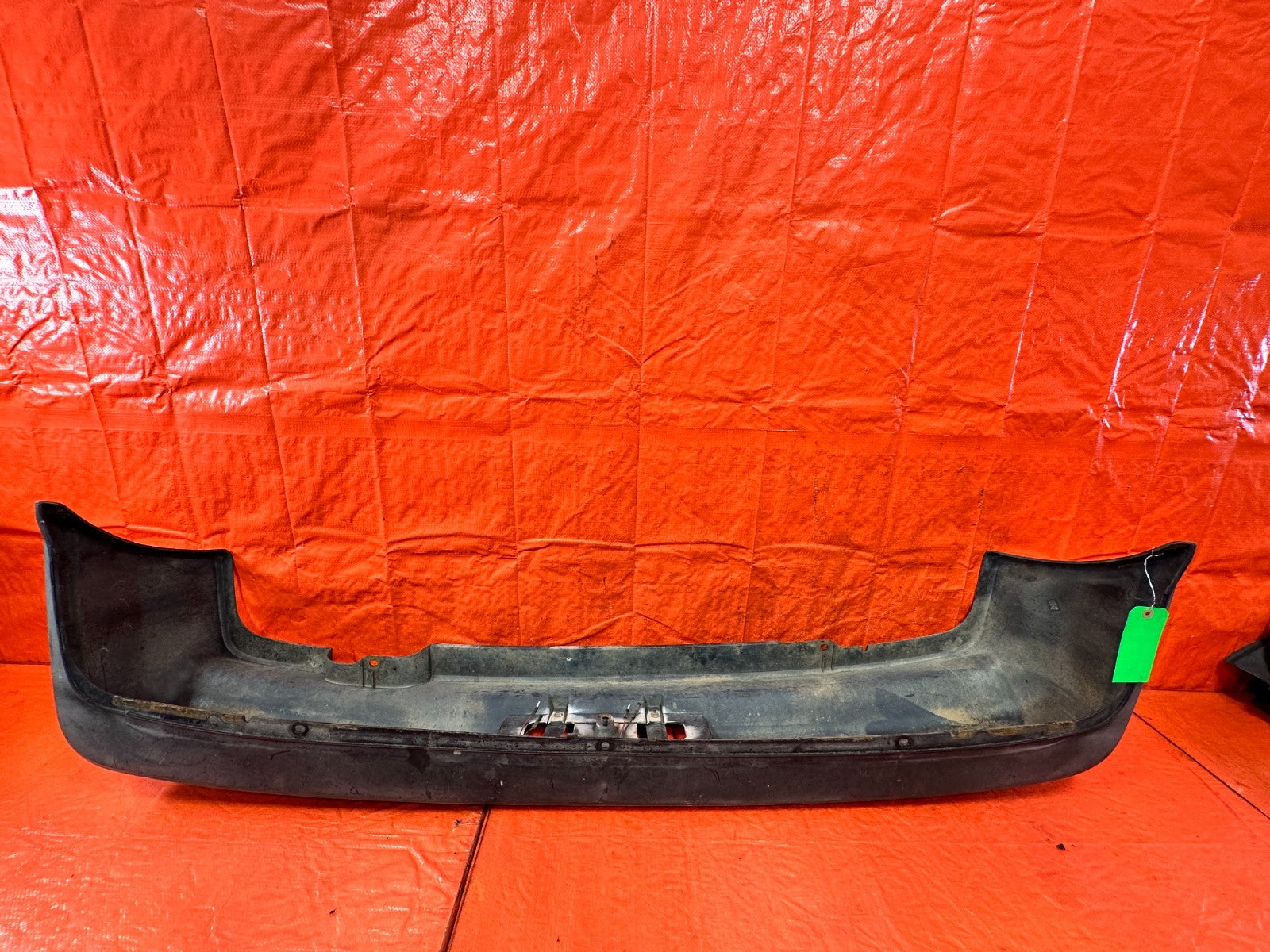 90 91 HONDA CIVIC HATCHBACK   REAR BUMPER COVER    OEM 31710