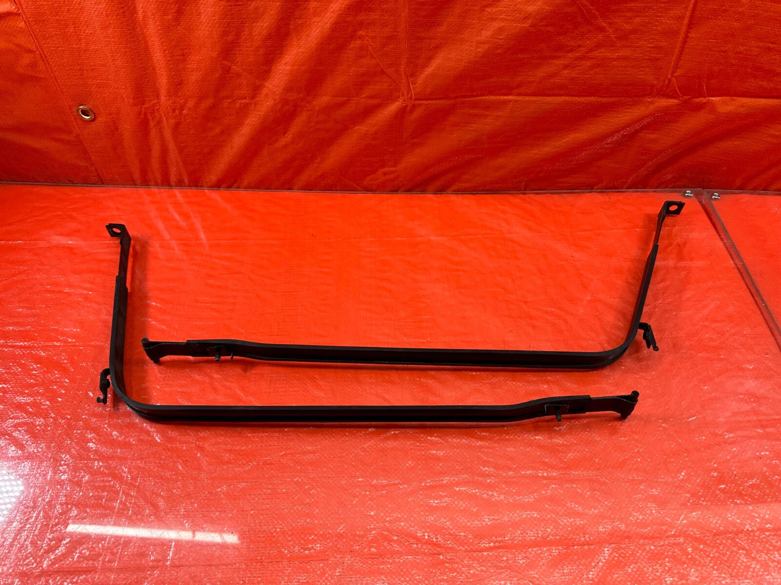 08 15 INFINITI G37 COUPE GAS GASOLINE FUEL TANK MOUNTING STRAPS BAND SET OEM 1886