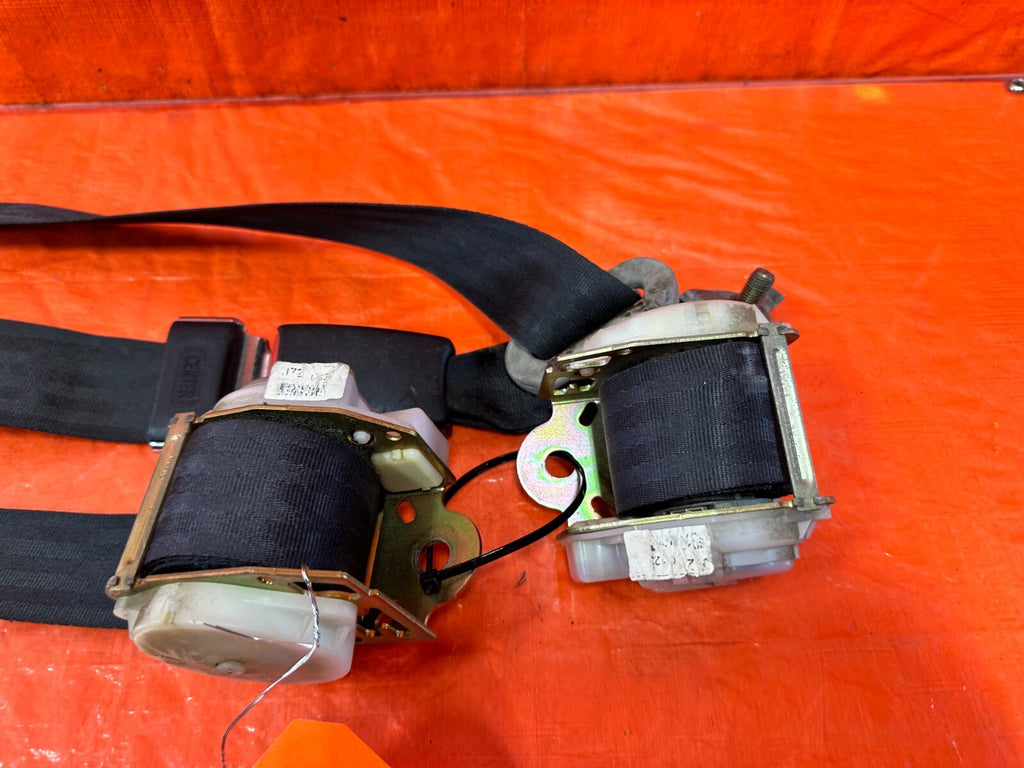 96 00 HONDA CIVIC COUPE REAR SEAT BELT SET LEFT & RIGHT SEAT BELTS BLACK OEM 2852