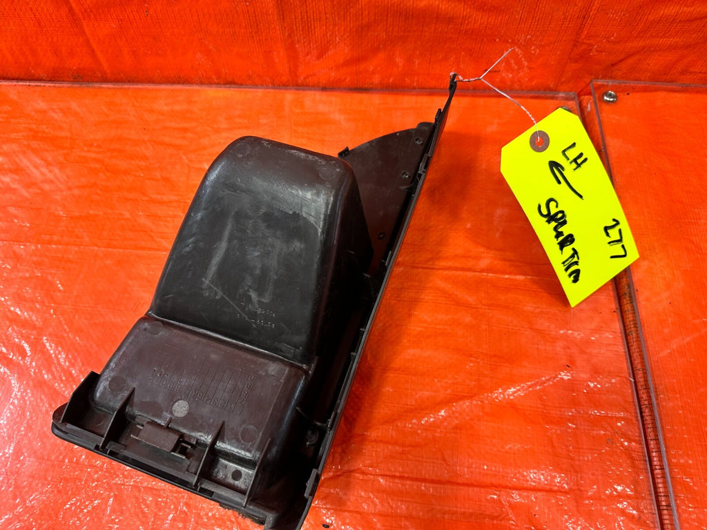 88 89 HONDA CRX DX   DRIVER LEFT REAR CARGO STORAGE COMPARTMENT OEM #2774