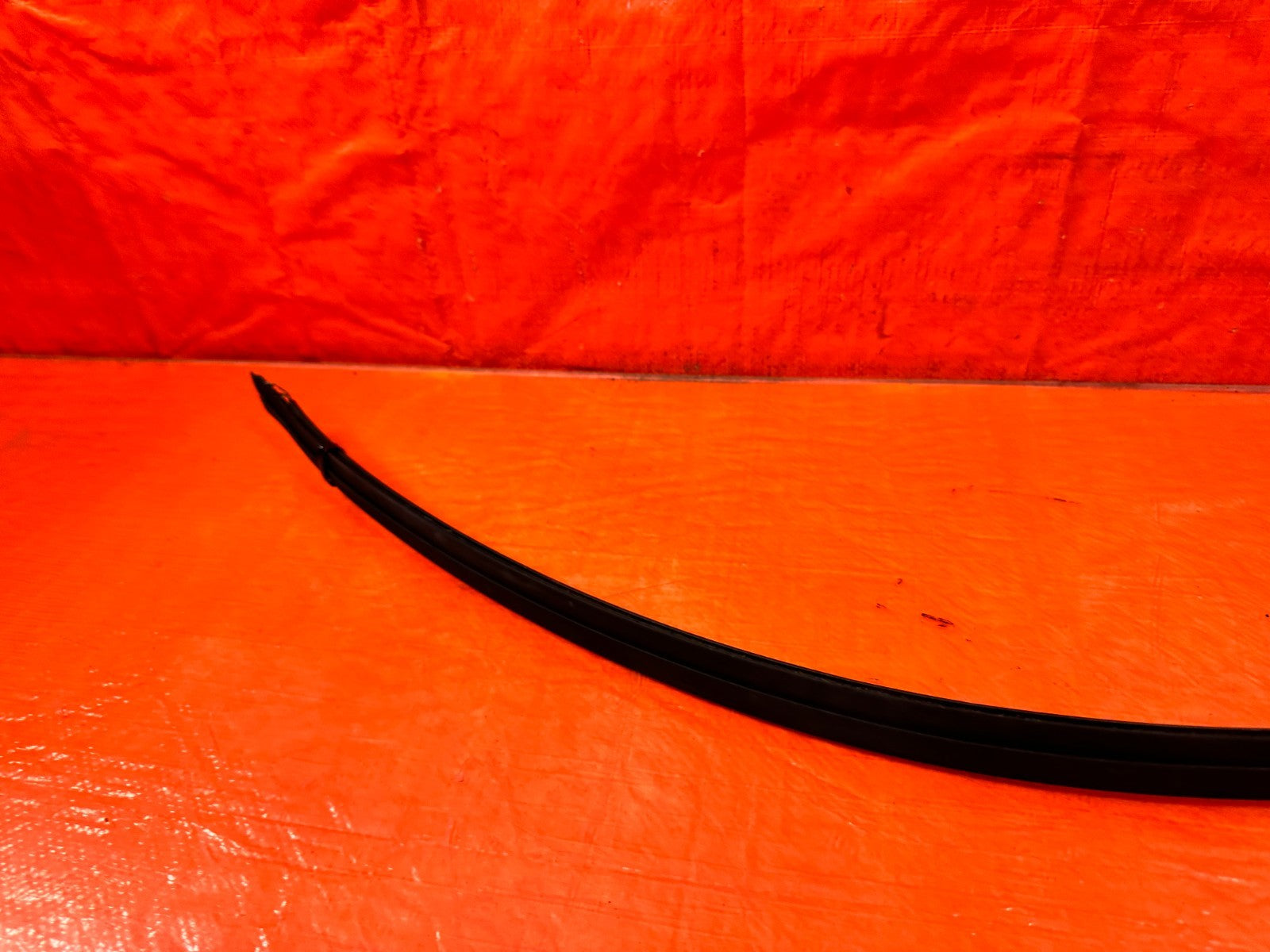 96 00 HONDA CIVIC COUPE   TOP OF THE ROOF WEATHER STRIP DRIP RETAINER TRIM OEM6