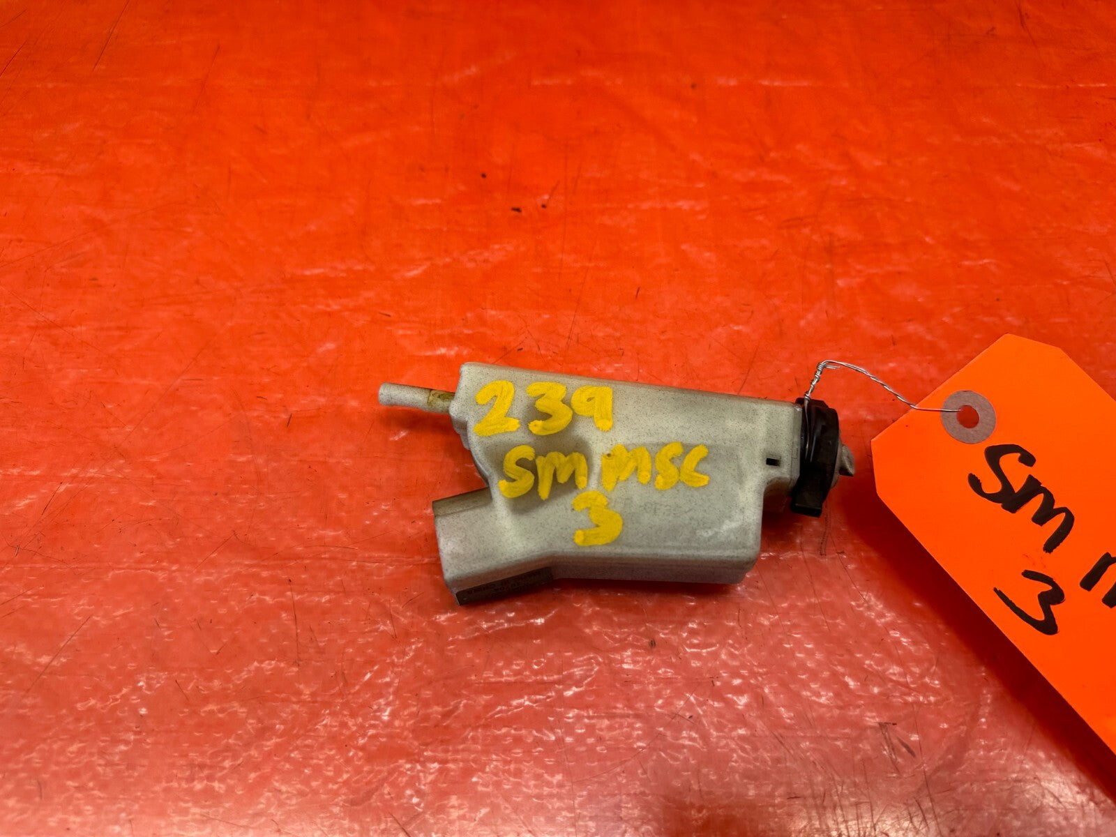 08 12 HONDA ACCORD SEDAN 2.4L   FUEL DOOR RELEASE ACTUATOR MOTOR   OEM #2391