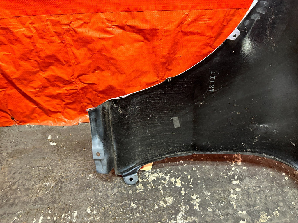 92 96 HONDA PRELUDE RIGHT PASSENGER FENDER OEM #33214