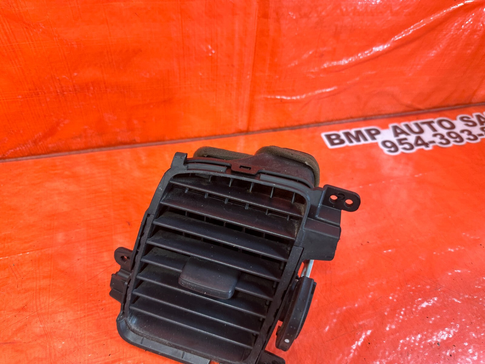 06 11 HONDA CIVIC   AC VENT   OEM PART # 77620 SNA A11    !!MATCH B4 BUY OEM 2604