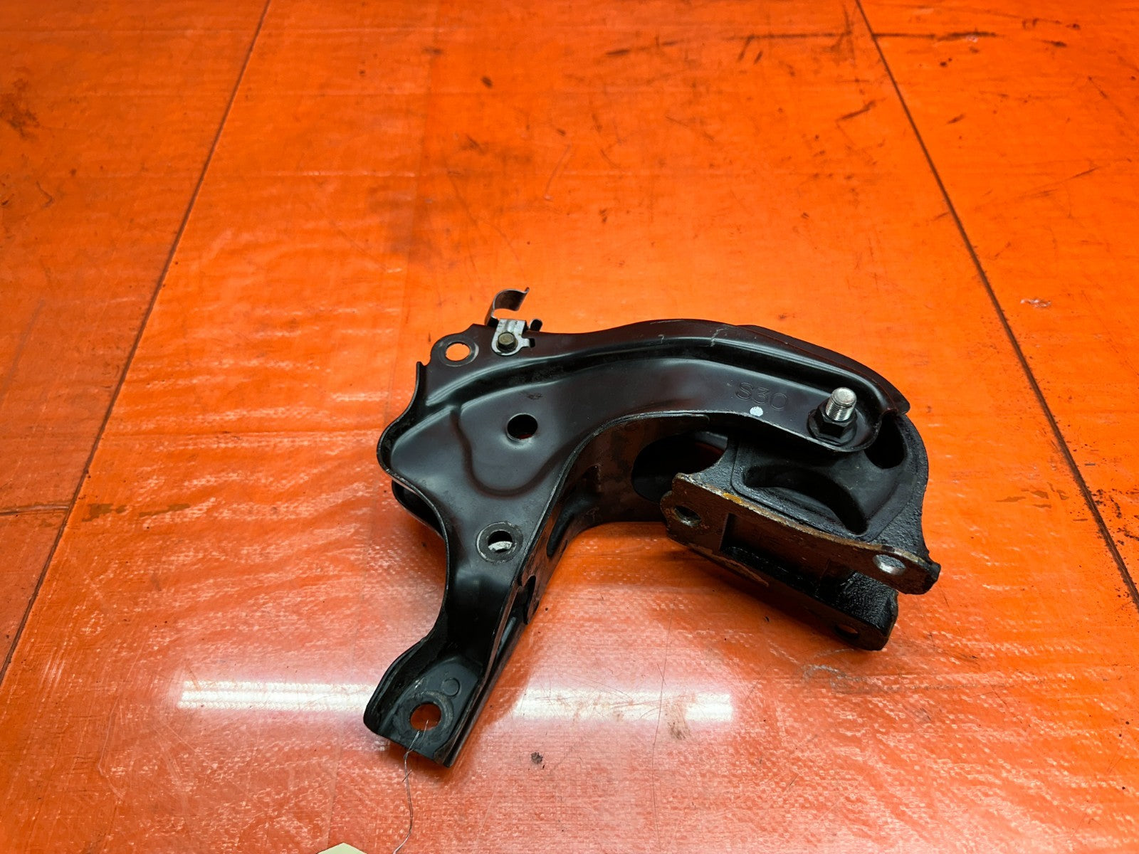 92 96 HONDA PRELUDE H22A MT REAR TRANSMISSION BRACKET OEM #3326