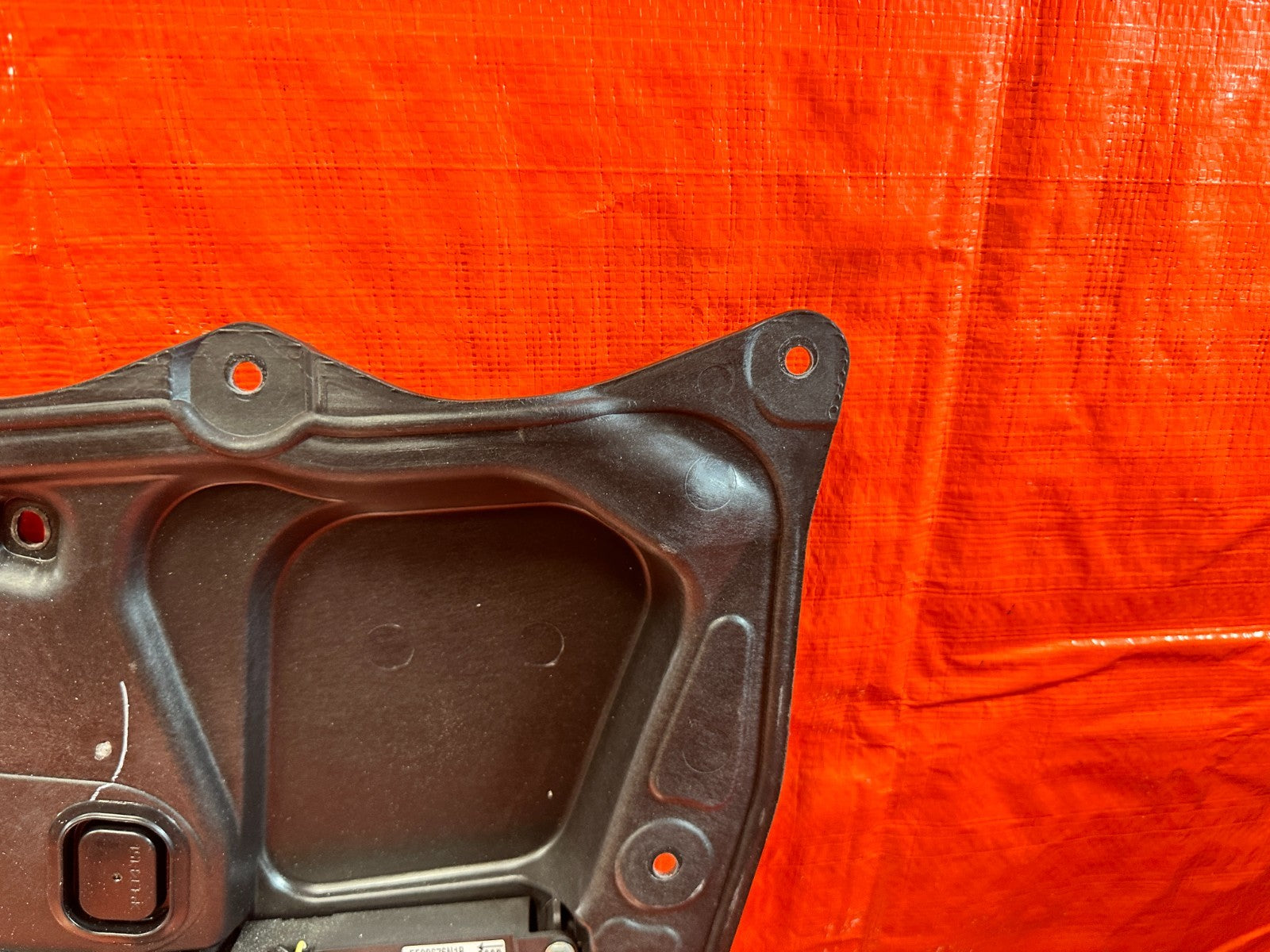04 11 MAZDA RX8 RX 8   RIGHT DOOR INSERT CARRIER HOUSING   OEM FACTORY #3038