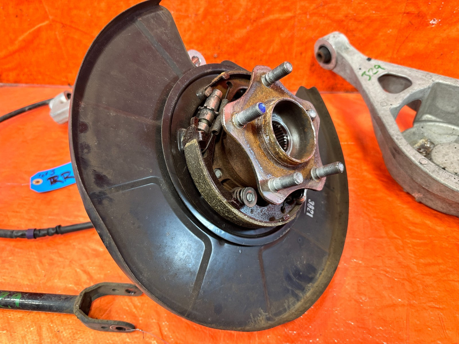 08 15 INFINITI G37 Q60 RIGHT PASSENGER REAR SPINDLE KNUCKLE CONTROL ARMS #3295