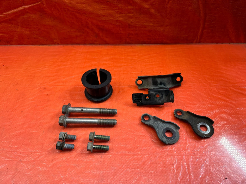08 12 HONDA ACCORD SEDAN   POWER STEERING RACK BRACKETS HARDWARE OEM #2398