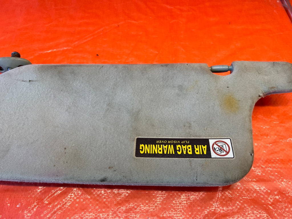96 00 HONDA CIVIC   SUN VISOR   PASSENGER RIGHT SIDE   GRAY   OEM #130  WEAR5