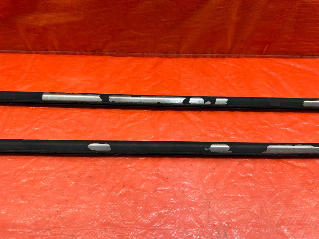 96 00 HONDA CIVIC COUPE HATCH EXTERIOR DOOR WINDOW GLASS TRIM SET LEFT RIGHT 2028