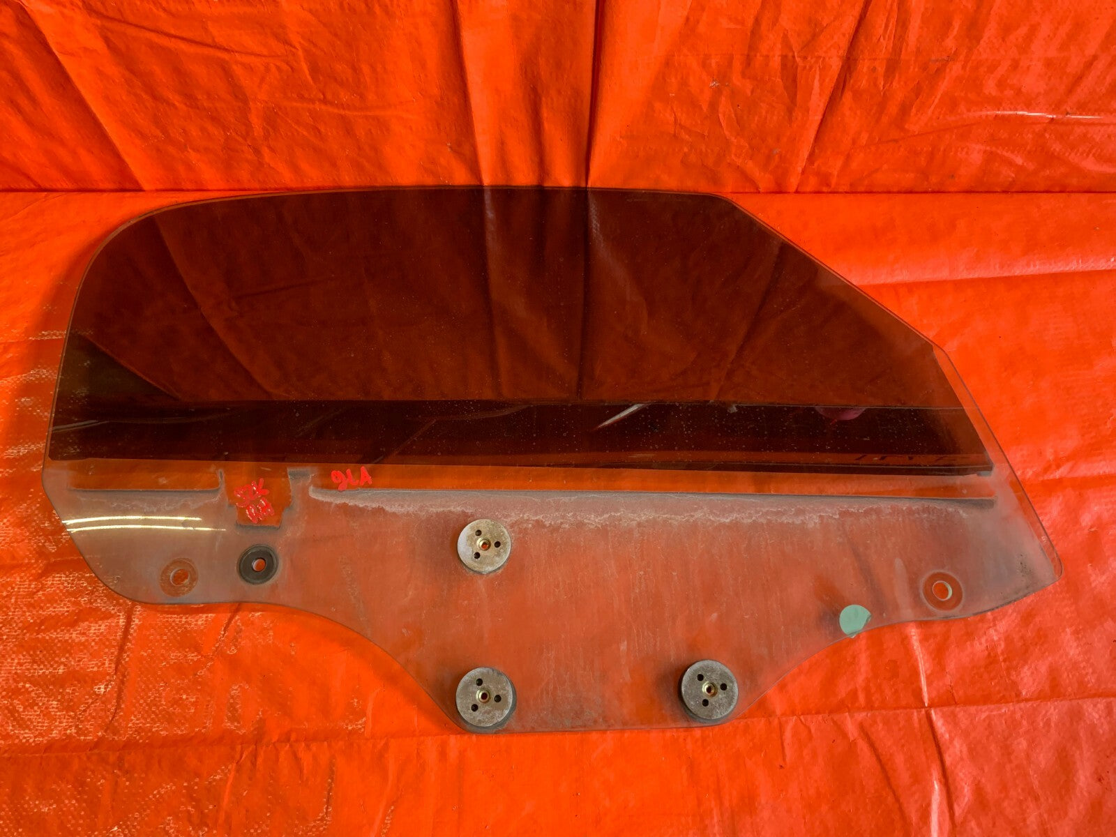OEM 2000 00 HONDA S2000   PASSENGER RIGHT WINDOW GLASS0
