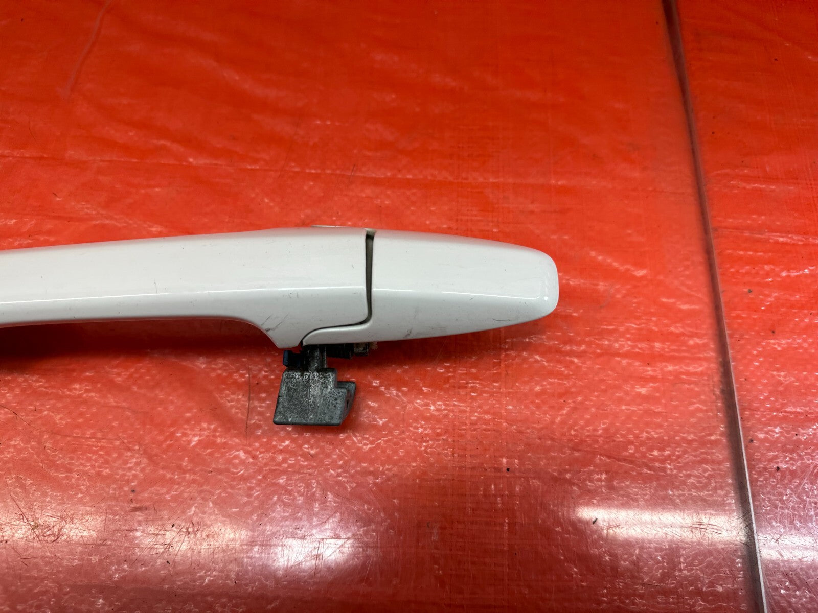 06 11 HONDA CIVIC SEDAN PASSENGER RIGHT REAR EXTERIOR DOOR HANDLE WHITE  #2201