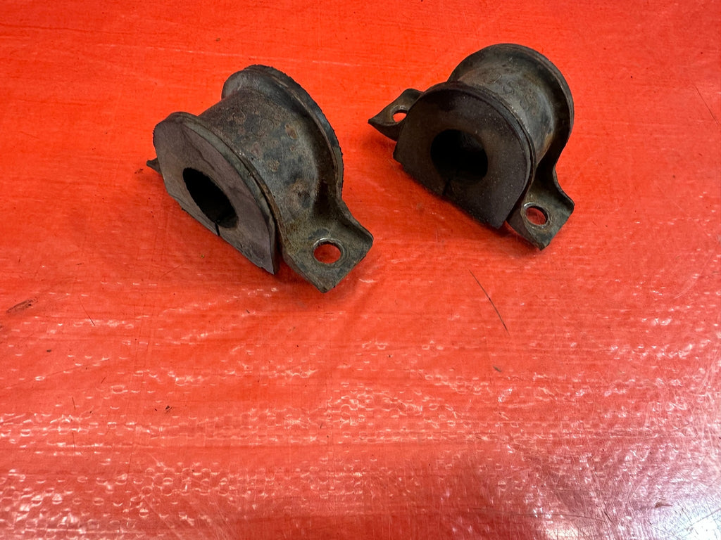 92 01 HONDA PRELUDE   LEFT & RIGHT   REAR SWAY BAR BRACKETS & BUSHINGS   OEM 2106