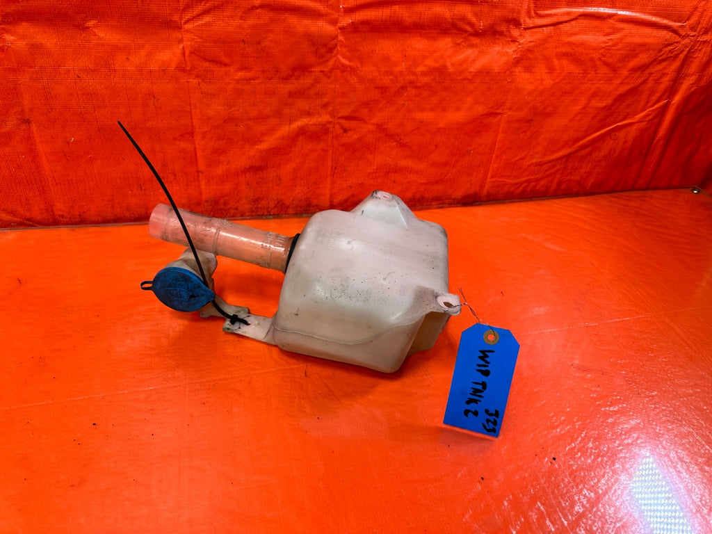 97 01 HONDA PRELUDE   WINDSHIELD WIPER FLUID RESERVOIR TANK W/ LINES & MOTOR 3230