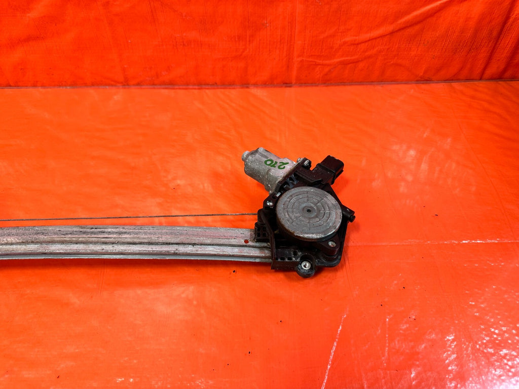 06 11 HONDA CIVIC SEDAN 4 DOOR PASSENGER RIGHT REAR WINDOW REGULATOR OEM #2704
