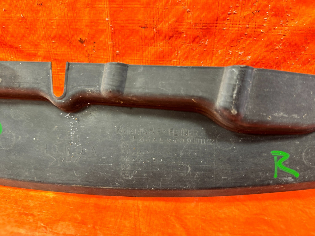 02 05 HONDA CIVIC SI EP3 HATCH PASSENGER RIGHT LOWER FENDER FAIRING TRIM OEM 3062