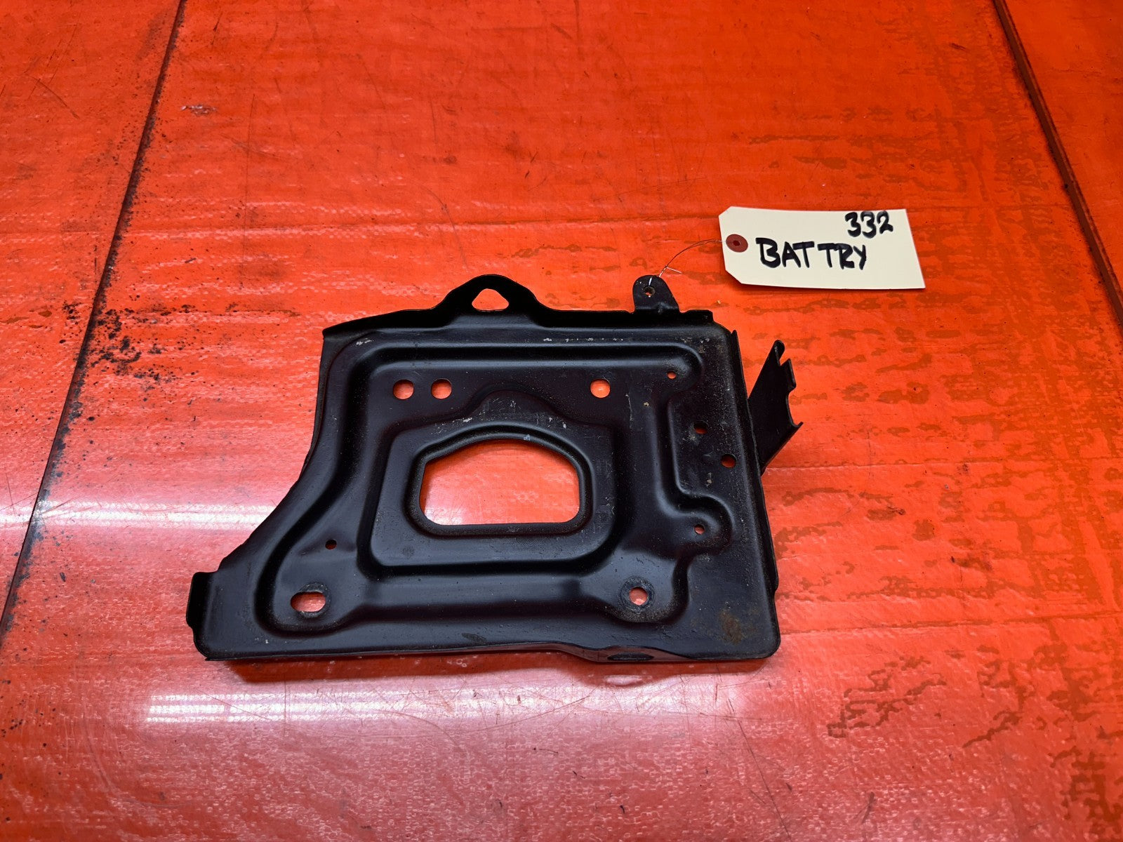 92 96 HONDA PRELUDE 2.2L METAL BATTERY TRAY MOUNT OEM #3320